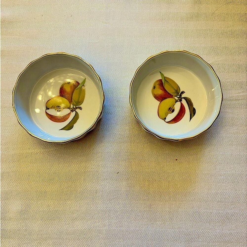 Royal Worcester Vintage Evesham individual quiche dishes made in England.